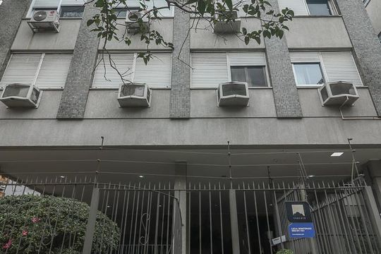 Fachada de apartamento à venda com 1 quarto, 45m² em Bela vista, Porto Alegre