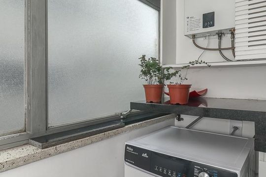 Área de Serviço de apartamento à venda com 1 quarto, 45m² em Bela vista, Porto Alegre