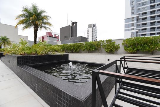 Área comum -  Terraço de kitnet/studio à venda com 1 quarto, 30m² em Centro, Curitiba