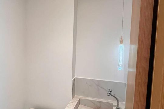 Banheiro de apartamento para alugar com 2 quartos, 75m² em Setor Bueno, Goiânia