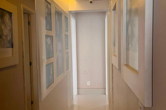 Corredor de apartamento para alugar com 3 quartos, 148m² em Setor Marista, Goiânia