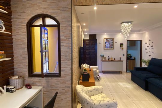 Sala de casa à venda com 2 quartos, 125m² em Veloso, Osasco