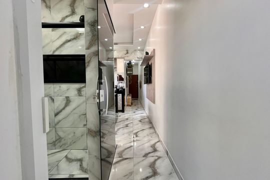 Corredor de apartamento para alugar com 1 quarto, 44m² em Copacabana, Rio de Janeiro