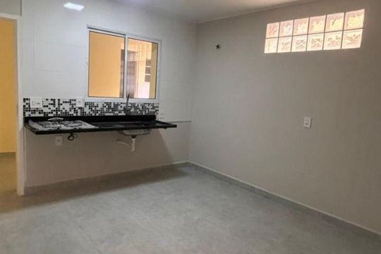 Casa à venda com 3 quartos, 137m² em Vila Eldizia, Santo André