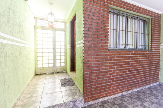 Garagem de casa para alugar com 2 quartos, 250m² em Parque Cruzeiro do Sul, São Paulo