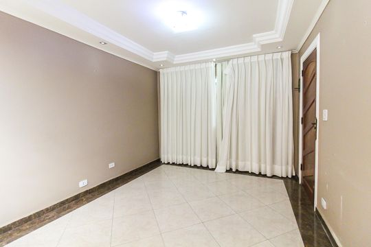 Sala de casa para alugar com 2 quartos, 250m² em Parque Cruzeiro do Sul, São Paulo