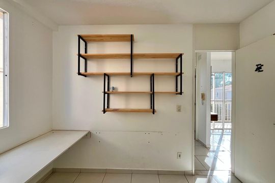Quarto 1 de apartamento à venda com 2 quartos, 45m² em Vila Marieta, Campinas