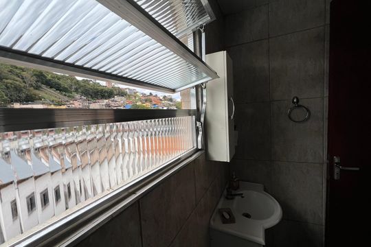 Vista Banheiro - Terraço  de casa para alugar com 2 quartos, 70m² em Jardim de Ala, Juiz de Fora