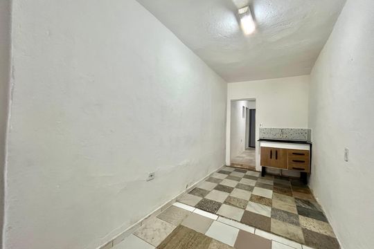Cozinha de casa para alugar com 1 quarto, 40m² em Vila Santa Catarina, São Paulo