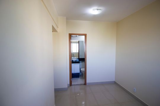 Apartamento para alugar com 2 quartos, 91m² em Qn 414, Brasília