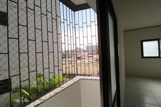 Sacada de apartamento para alugar com 3 quartos, 89m² em Saraiva, Uberlândia