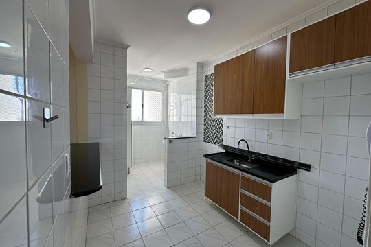 Cozinha de apartamento para alugar com 3 quartos, 72m² em Jardim Veneza, São José dos Campos