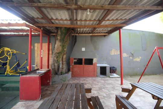 Área comum - Churrasqueira de apartamento à venda com 1 quarto, 49m² em Vila Jardim, Porto Alegre