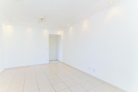 Sala de apartamento para alugar com 3 quartos, 67m² em Vila Pedro Moreira, Guarulhos