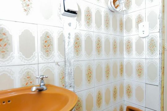 Banheiro de casa para alugar com 1 quarto, 45m² em Jardim Terezopolis, Guarulhos