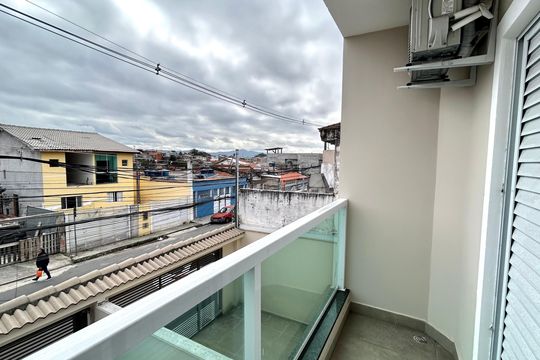 Sacada do quarto 1 de casa à venda com 3 quartos, 140m² em Vila Barros, Guarulhos