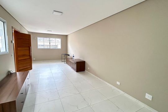 Sala de casa à venda com 3 quartos, 140m² em Vila Barros, Guarulhos