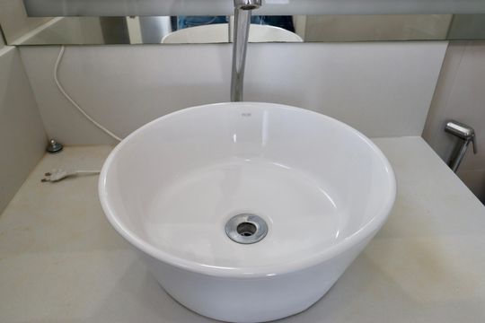 Banheiro de apartamento para alugar com 1 quarto, 30m² em Imbuí, Salvador