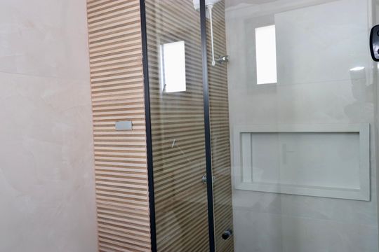 Banheiro de apartamento para alugar com 1 quarto, 30m² em Imbuí, Salvador