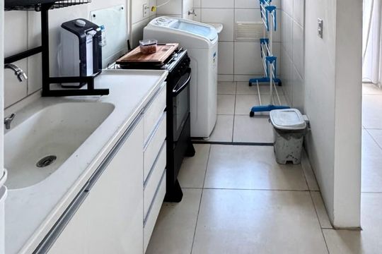 Cozinha de apartamento à venda com 2 quartos, 48m² em Santo Cristo, Rio de Janeiro