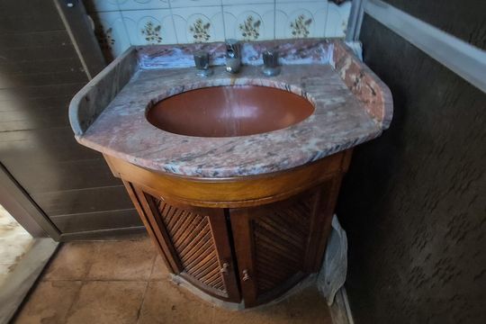 Banheiro de serviço de casa à venda com 5 quartos, 350m² em Vila da Penha, Rio de Janeiro