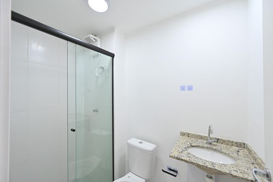 Banheiro Social de kitnet/studio para alugar com 1 quarto, 26m² em Vila da Saúde, São Paulo