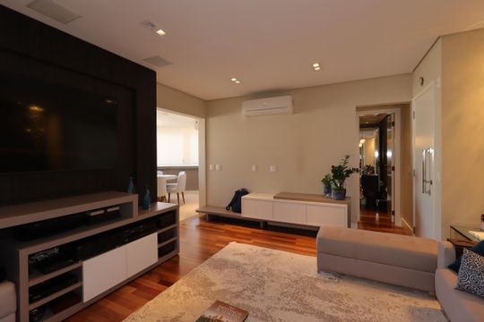 Sala de apartamento à venda com 3 quartos, 126m² em Vila Scarpelli, Santo André