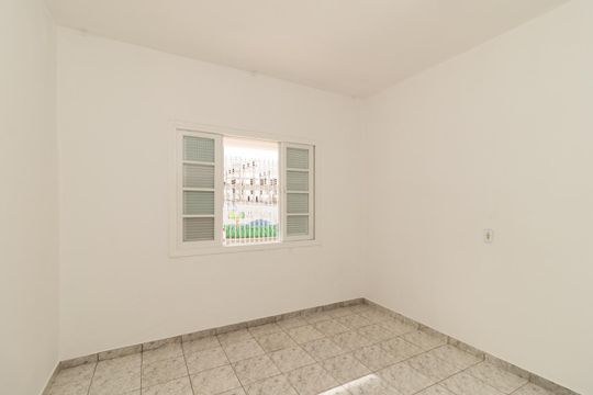 Quarto de casa para alugar com 2 quartos, 130m² em Vila Gustavo, São Paulo