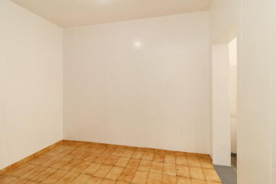 Quarto de serviço de casa para alugar com 2 quartos, 130m² em Vila Gustavo, São Paulo