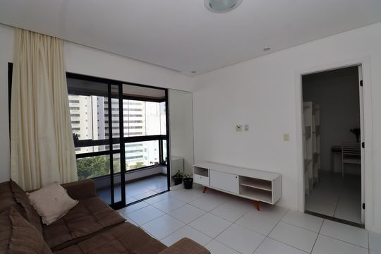 Sala de apartamento para alugar com 1 quarto, 50m² em Jardim Armação, Salvador