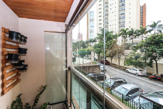Varanda de apartamento à venda com 3 quartos, 110m² em Jardim Vila Mariana, São Paulo