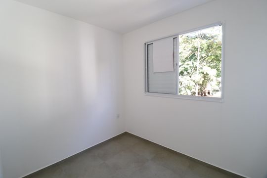 Quarto 1 - Suíte de apartamento para alugar com 2 quartos, 46m² em Jardim Holanda, Uberlândia