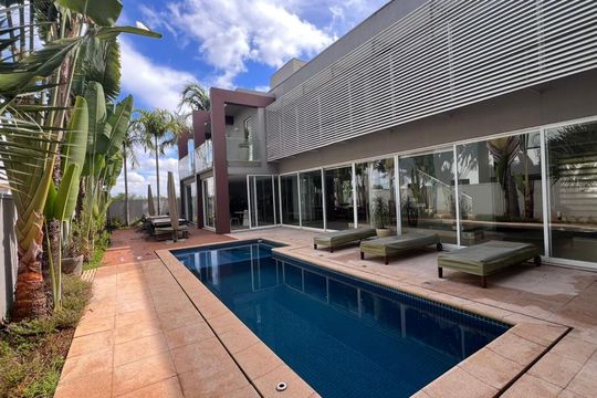 Área comum de casa de condomínio para alugar com 4 quartos, 435m² em Morada da Colina, Uberlândia