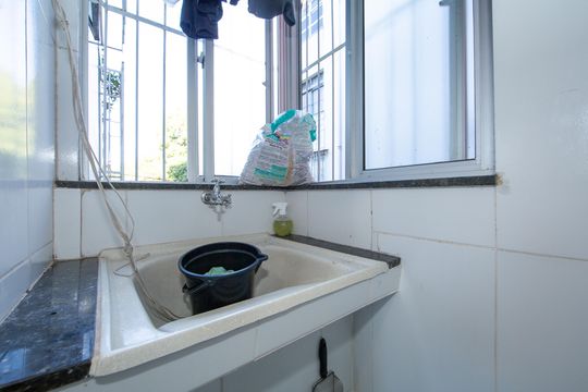 AREA DE SERVICO de apartamento à venda com 2 quartos, 42m² em Carlos Prates, Belo Horizonte