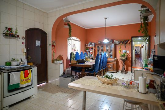 Cozinha de casa à venda com 3 quartos, 204m² em Vila Gumercindo, São Paulo
