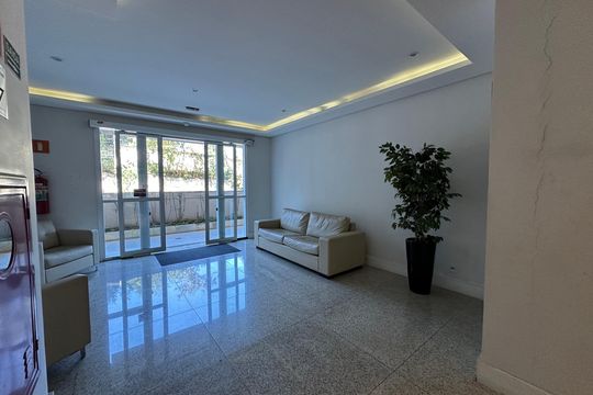 Hall de entrada de apartamento para alugar com 1 quarto, 71m² em Alphaville Residencial Um, Barueri