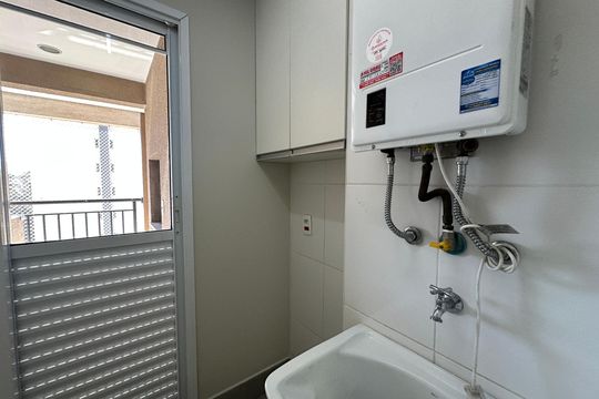Área de Serviço de apartamento para alugar com 1 quarto, 71m² em Alphaville Residencial Um, Barueri