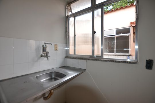 Studio de kitnet/studio para alugar com 1 quarto, 15m² em Bento Ribeiro, Rio de Janeiro