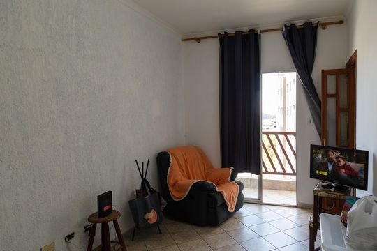Sala de apartamento para alugar com 2 quartos, 50m² em Mikail Ii, Guarulhos