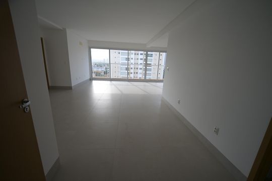 Apartamento à venda com 3 quartos, 130m² em Jardim América, Goiânia