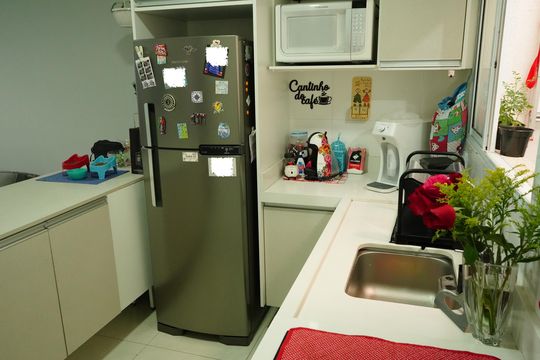 Cozinha de apartamento à venda com 2 quartos, 56m² em Vila Carrão, São Paulo