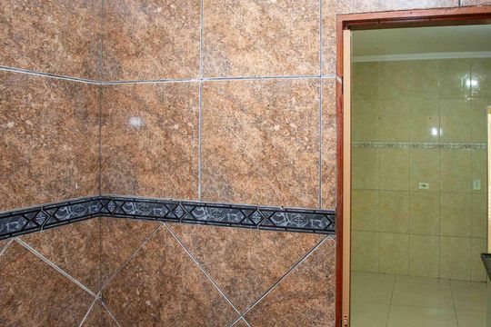 Banheiro de casa à venda com 1 quarto, 45m² em Centro, Diadema