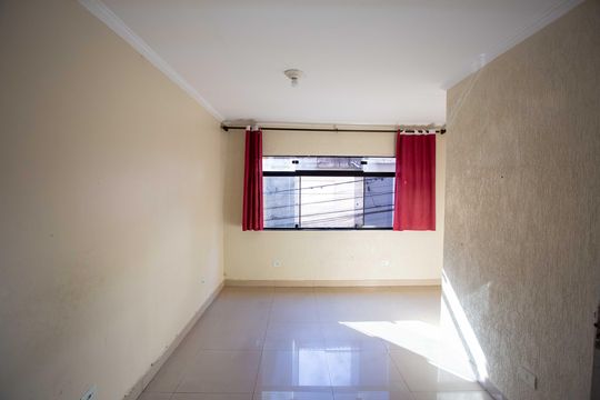 Quarto de casa para alugar com 1 quarto, 45m² em Centro, Diadema