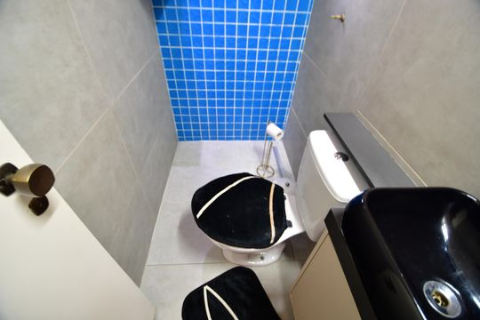 Lavabo de apartamento para alugar com 1 quarto, 72m² em Centro, Campinas