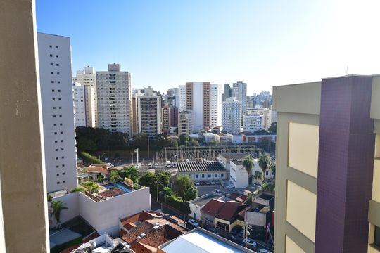 Sala - Vista de apartamento para alugar com 1 quarto, 72m² em Centro, Campinas