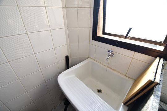 Cozinha de apartamento para alugar com 1 quarto, 72m² em Centro, Campinas