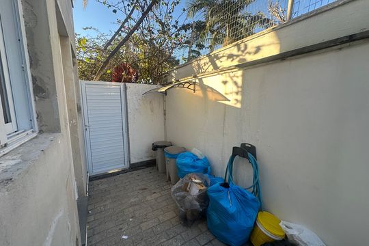 Quintal de casa de condomínio para alugar com 4 quartos, 500m² em Alphaville Residencial Um, Barueri