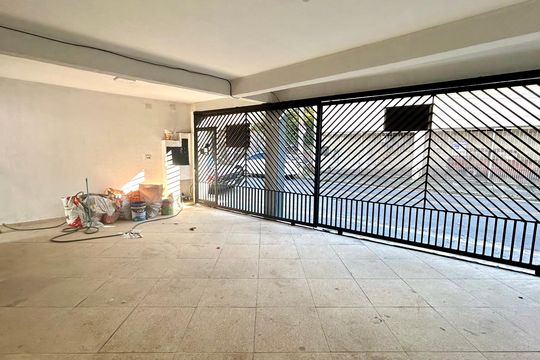 Garagem de casa à venda com 3 quartos, 220m² em Parque Santo Antonio, Guarulhos