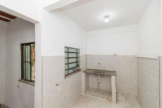 Cozinha de casa para alugar com 1 quarto, 35m² em Vila Kosmos, Rio de Janeiro