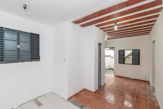 Casa para alugar com 1 quarto, 35m² em Vila Kosmos, Rio de Janeiro